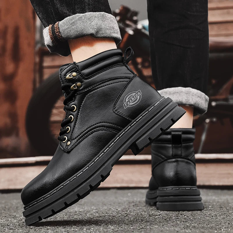Autumn Winter Motorcycle Boots Handmade Vintage Mens Walking Shoes Casual Leather Ankle Boots Round Toe Lace-up Outdoor Footwear