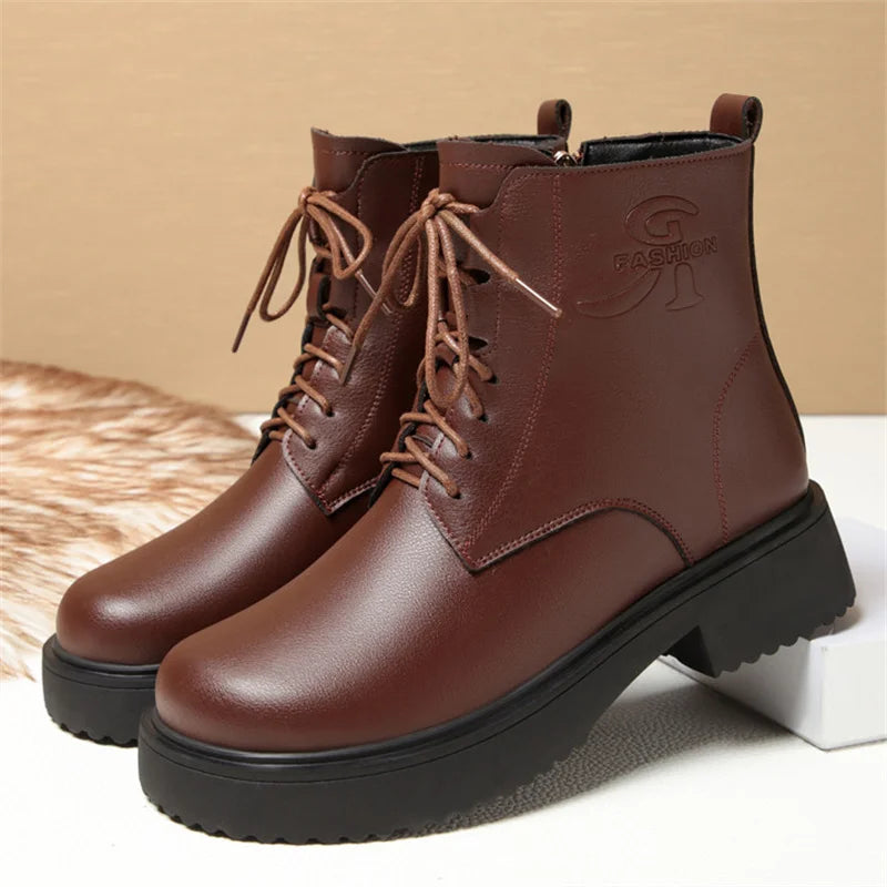 Women Winter Warm Velvet Ankle Boots Lace up Soft Leather Thick Bottom New Fashion Anti-slip Motorcycle Short Boots