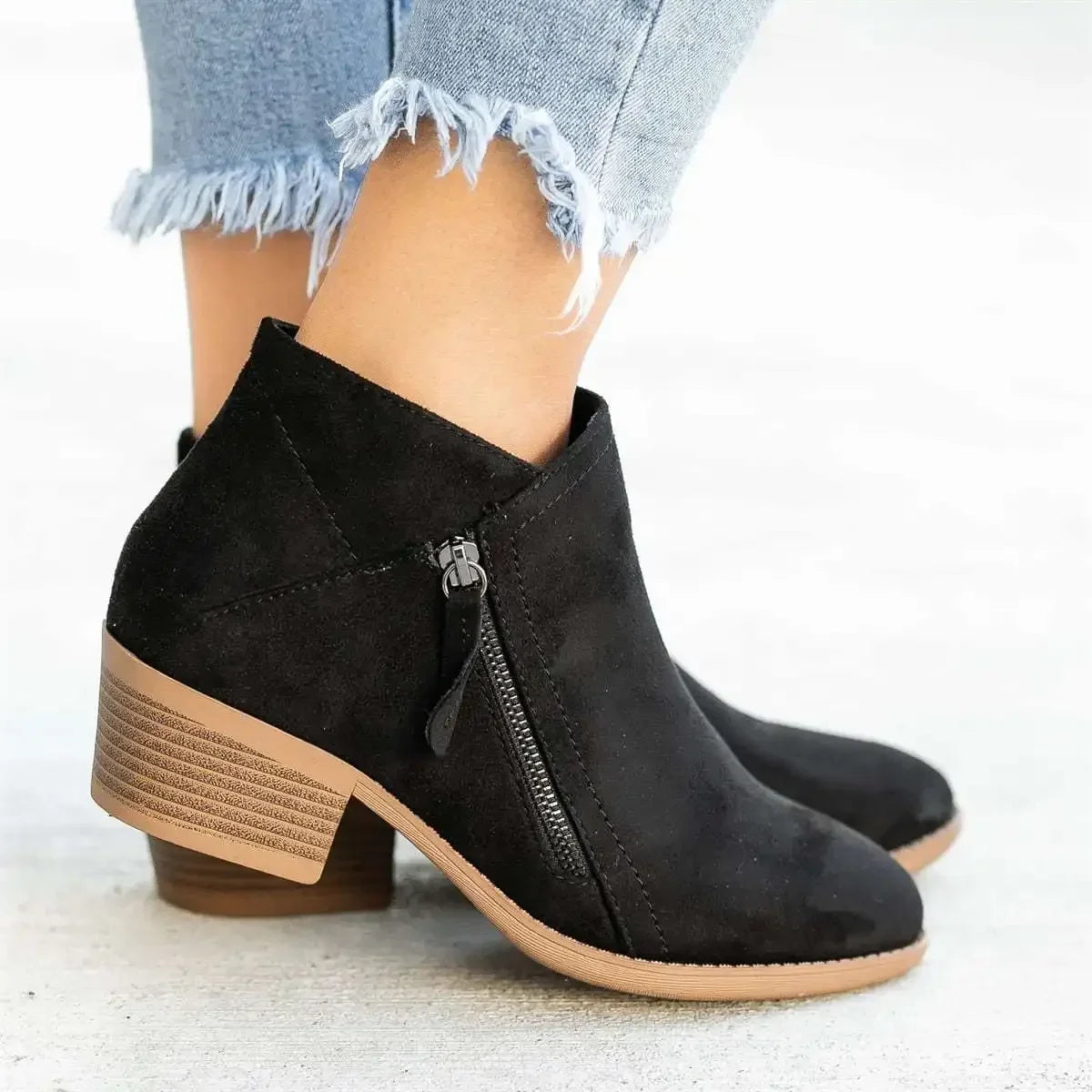 Women's Ankle Boots Autumn New Round Toe Side Zipper Women's Boots Platform Heel Large Size Fashionable Women's Leather Boots