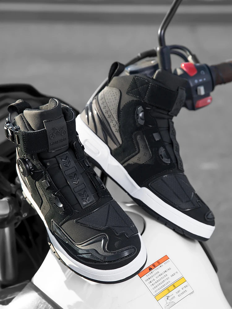 New Men's Motorcycle Boots Ankle Motocross Racing Shoes black Breathable Biker Boots Anti-slip Shoes Leather Motorcyclist Boots