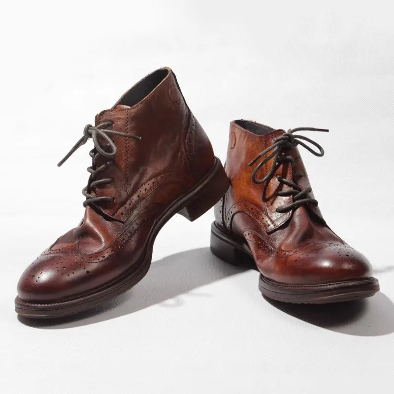 Casual Handmade Vintage Cowhide Genuine Leather Short Boots Men Carving Design High Top Cargo Shoes Men Lace Up Motorcycle Boots