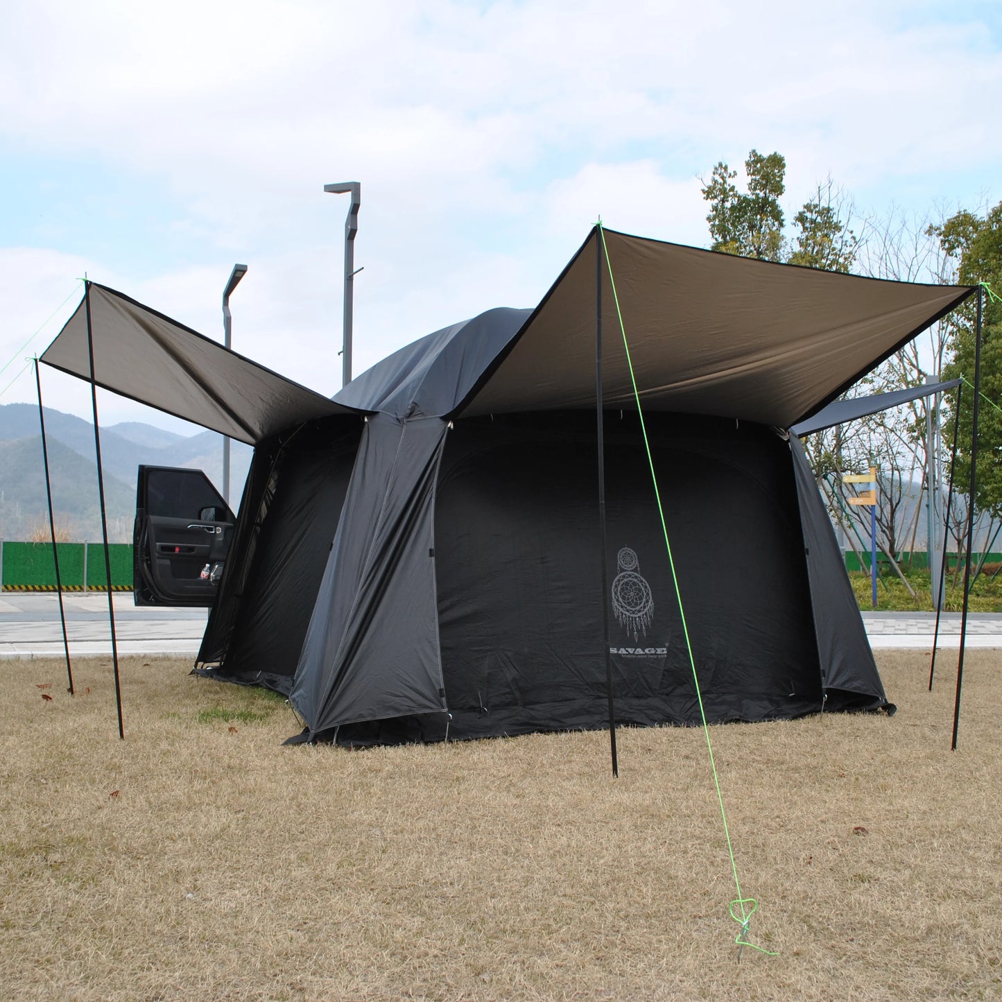 Tiple Layers SUV Tent Car Camping Car Tent - Tailgate Tent SUV Tents for Camping,4 Person Car Rear Tent, Car Tents with Canopy