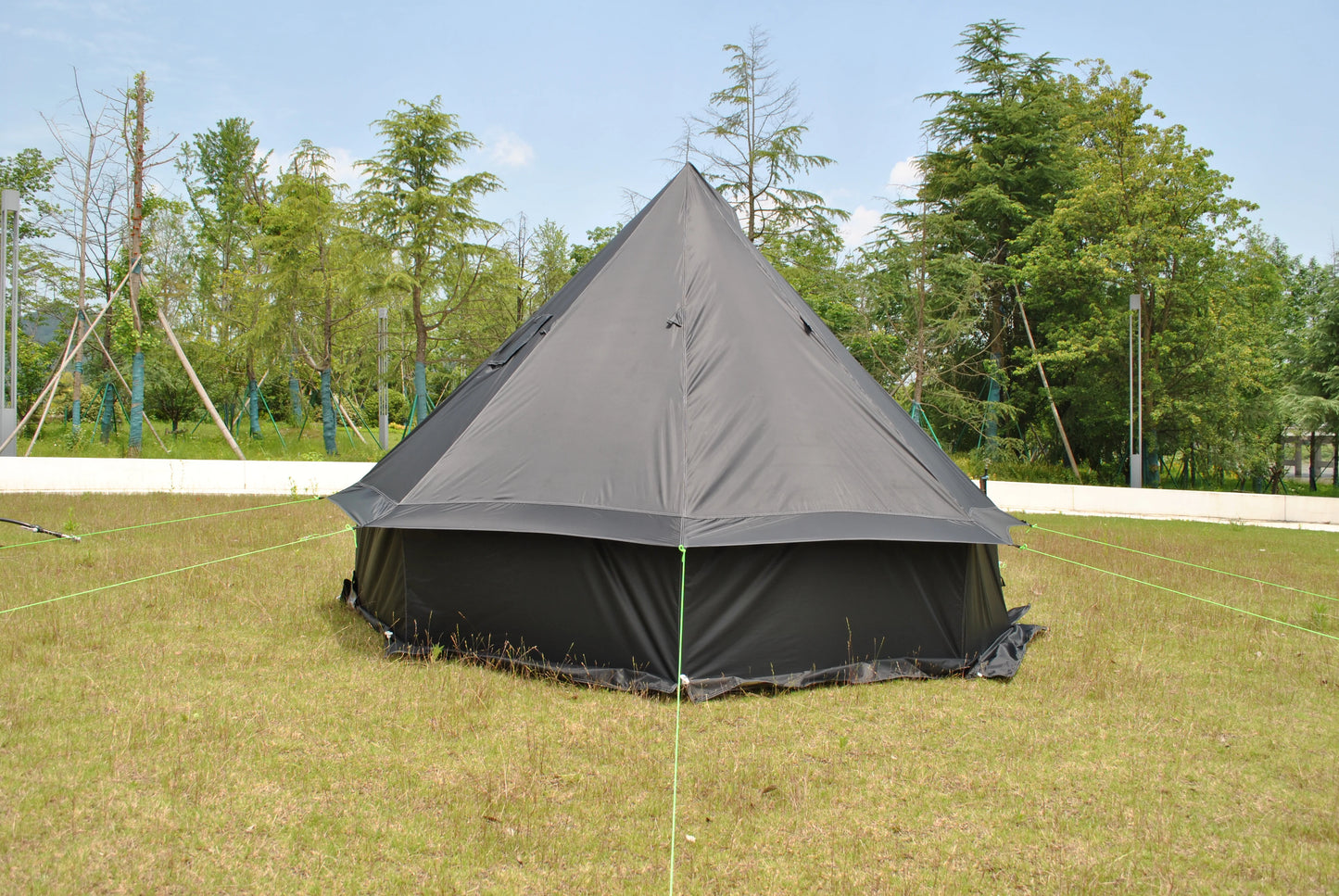 Round  Mongolian Tent for 6-8 Person,Waterproof Traditional Ethnic Design for Glamping, Outdoor Events & Family Camping