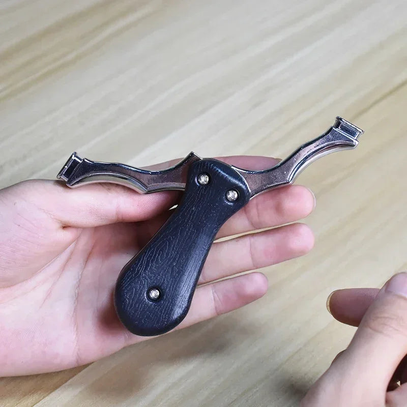 Foldable Storage Alloy Slingshot Professional Slingshot Hunting Sling Portable Camouflage Pendant Metal Catapult
