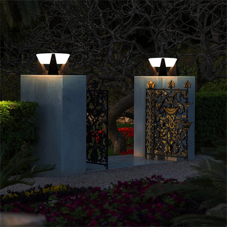 LED Solar Light Outdoor Garden Column Lamps Post Lights Waterproof Fence Gate Cap Lighting Lantern Head Fixture Patio Decoration
