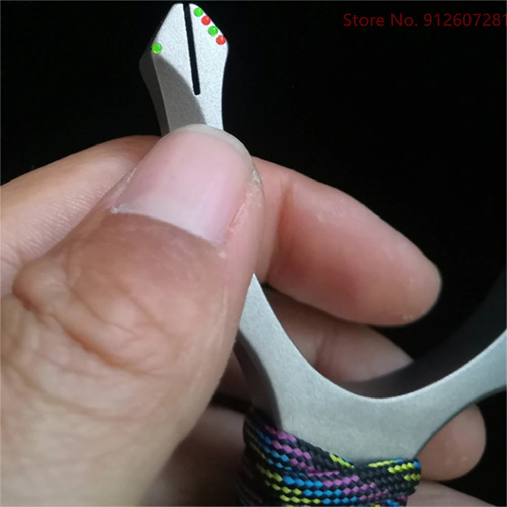 High-quality Outdoors Titanium Alloy Hunting Slingshot with Flat Rubber Band Shooting Tactical Game Equipment Catapult Toys Bow