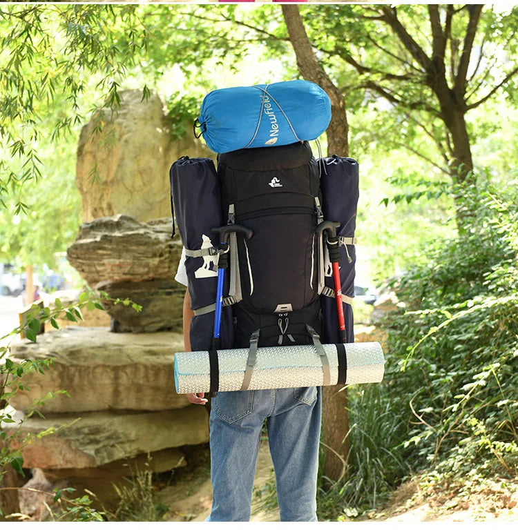 60L Large Hiking Mountaineering Backpack Climbing Hiking Backpack Camping Backpack Sport Outdoor Rucksack Bag For MEN
