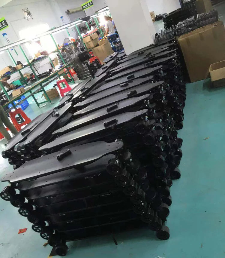 Best Electric Skateboard 2019 for Sale 4 Wheel Longboard Skateboard Decks Cheap Price 600W*2 Hub Motor for Adult