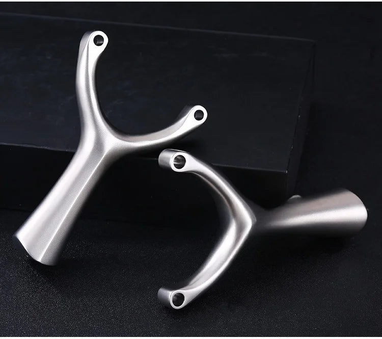 High Quality Hunting Stainless Steel Slingshot With Flat Rubber Band Outdoor Sports Hunting Shooting Catapult Accessories