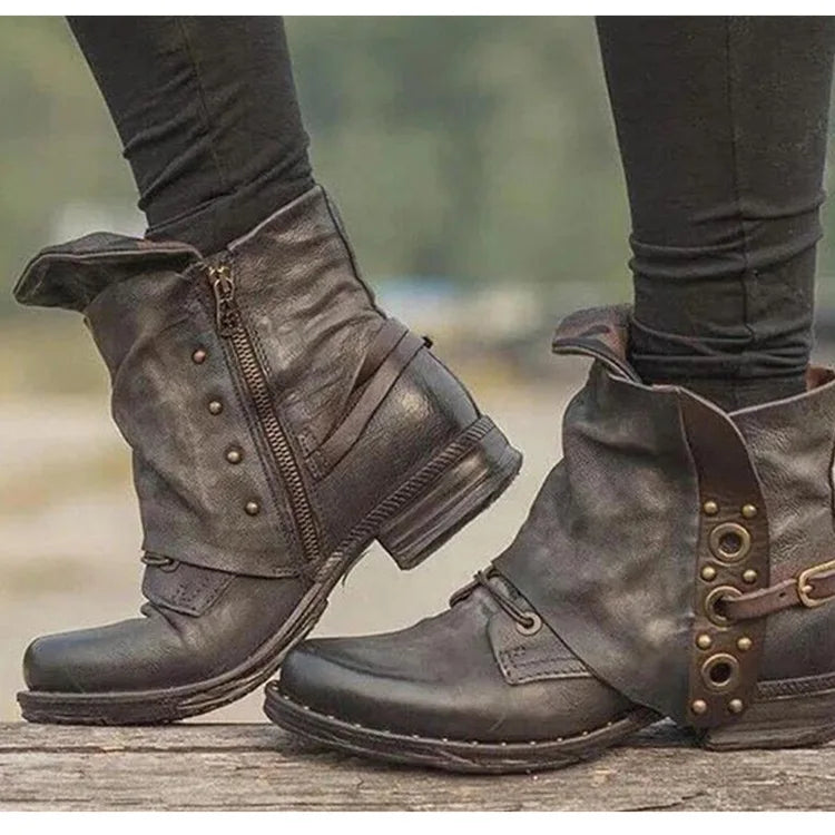 Women New Casual Short Boots Autumn Winter Retro Women Boots Fashion Plush Lace Up Flat Ankle Boots Plus Size Zapatos De Mujer