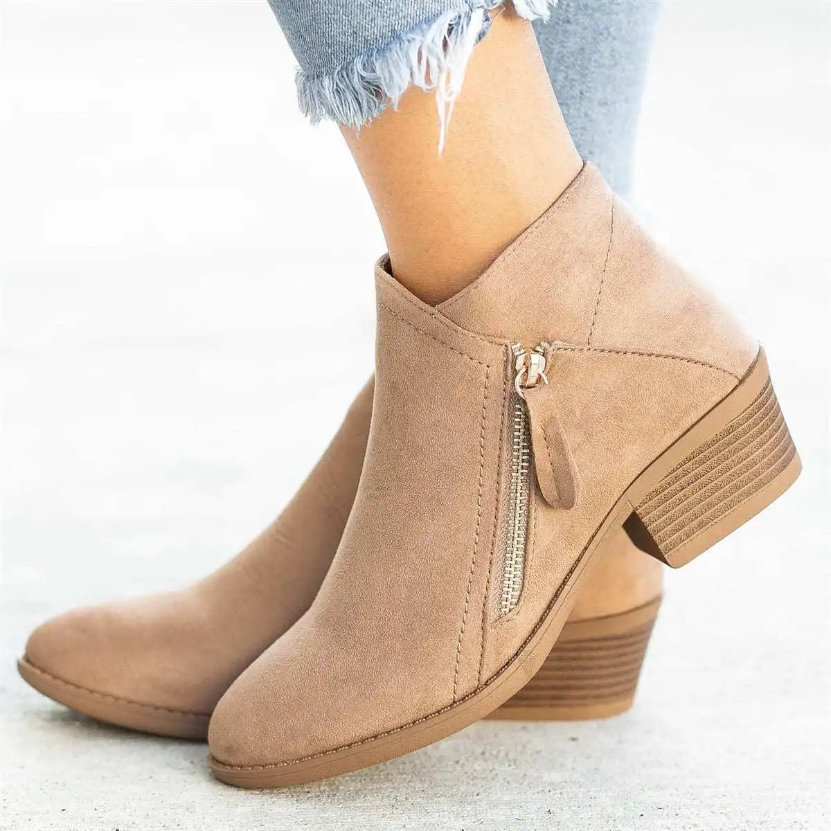 Women's Ankle Boots Autumn New Round Toe Side Zipper Women's Boots Platform Heel Large Size Fashionable Women's Leather Boots