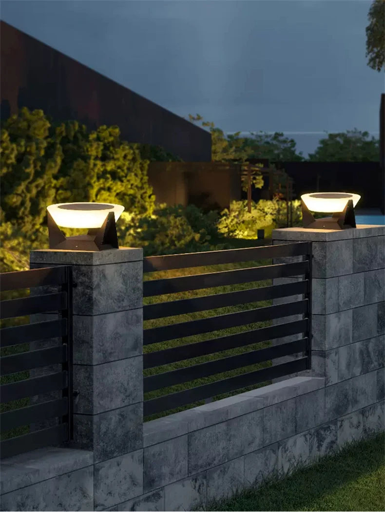 LED Solar Light Outdoor Garden Column Lamps Post Lights Waterproof Fence Gate Cap Lighting Lantern Head Fixture Patio Decoration