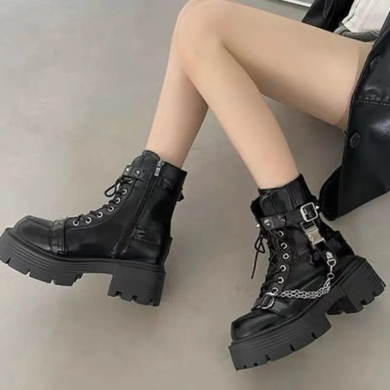 Women's Ankle Boots Fashion Gothic Platform Botas British Short Boot Motorcycle Boots for Women Designer Rivet Punk Boots Botas