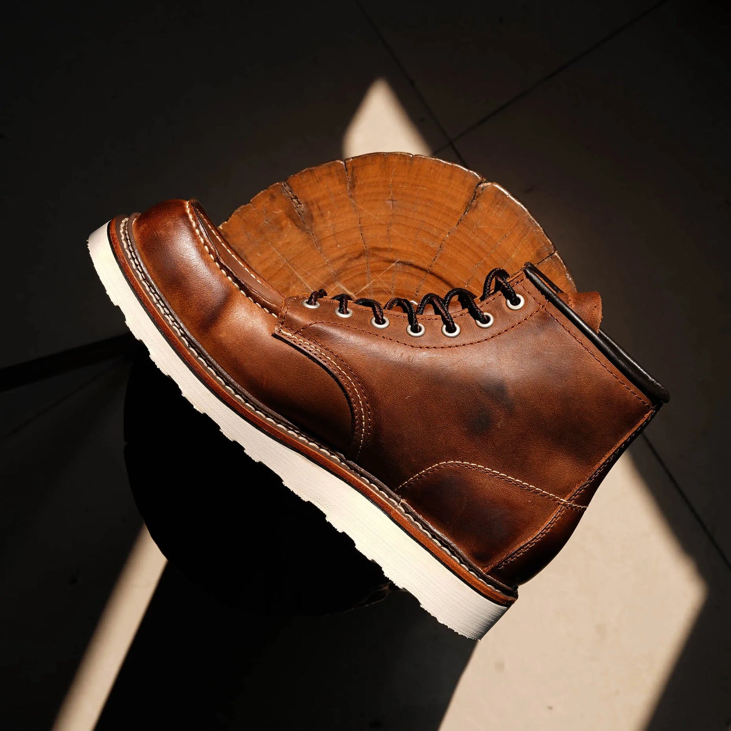 Durable Goodyear-Welted Stitchdown Rugged Style Work Boots Heritage Genuine Leather Moctoeboots Red For Men 1907 Shoes