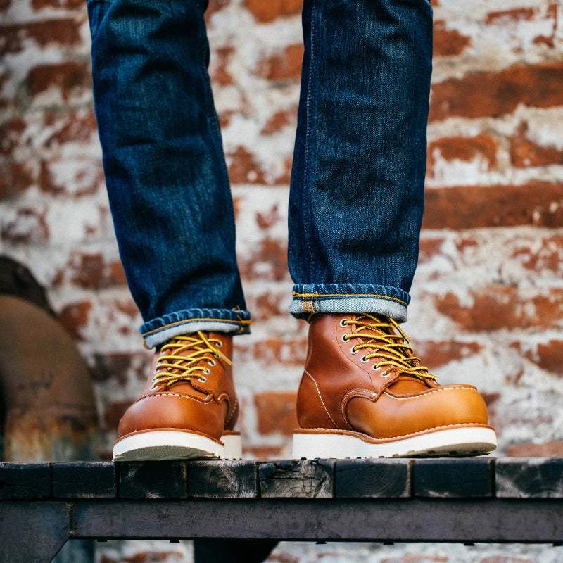 Durable Goodyear-Welted Stitchdown Rugged Style Work Boots Heritage Genuine Leather Moctoeboots Red For Men 1907 Shoes