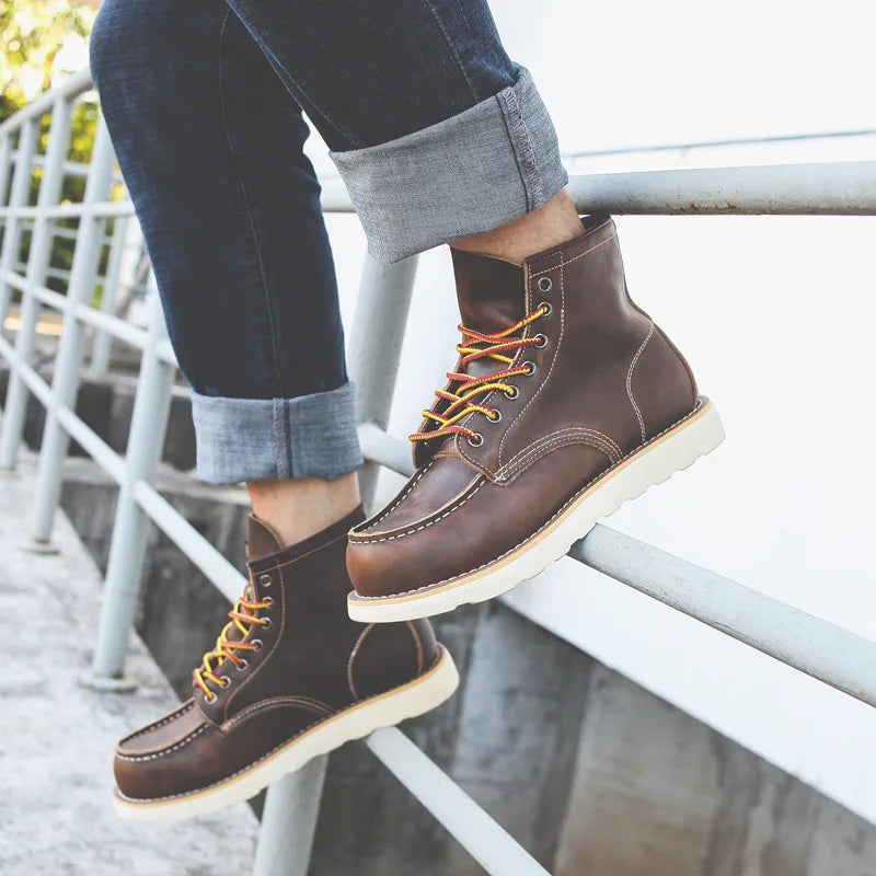 2025 New Spring Round Toe Men Boots Casual Design Boots Vintage Fashion Motorcycle Boots Crazy Brown Boots a055