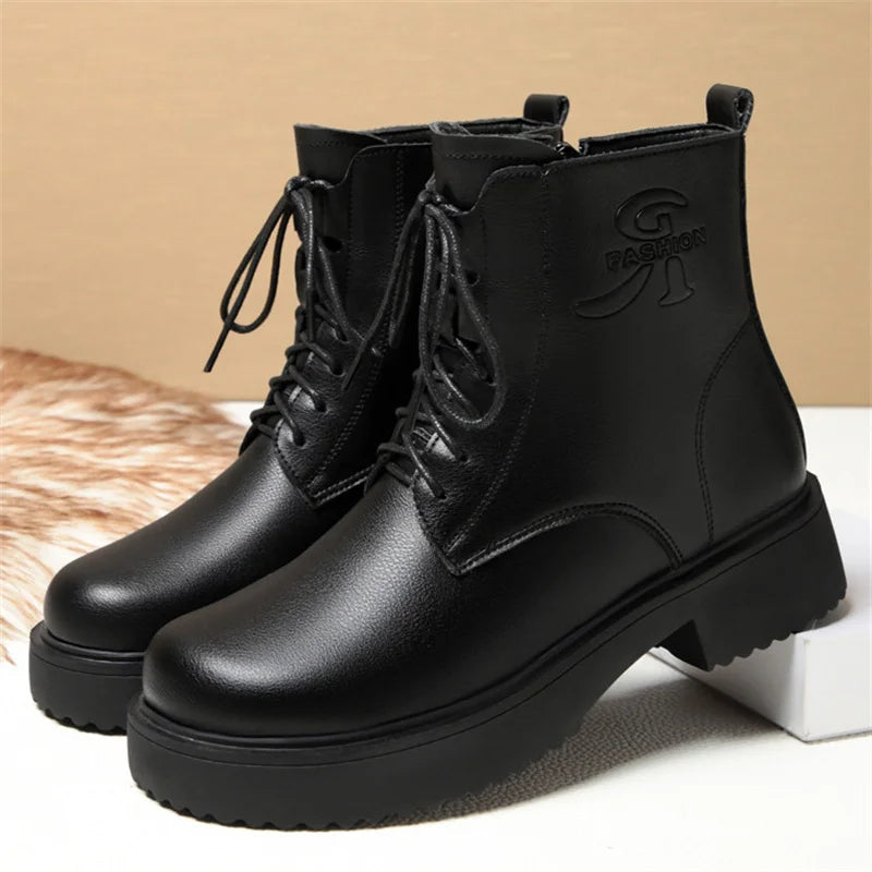 Women Winter Warm Velvet Ankle Boots Lace up Soft Leather Thick Bottom New Fashion Anti-slip Motorcycle Short Boots