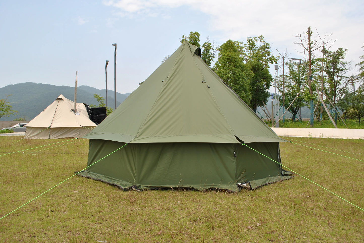 Round  Mongolian Tent for 6-8 Person,Waterproof Traditional Ethnic Design for Glamping, Outdoor Events & Family Camping