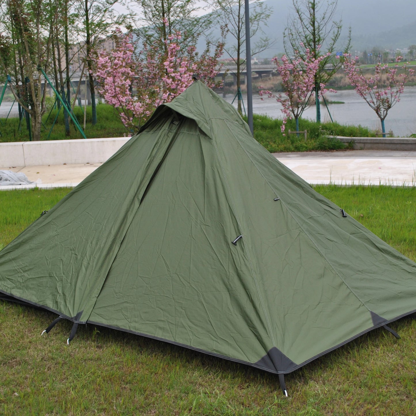 Waterproof CZX-250 Ultralight Pyramid Tent 1 Person Backpacking Teepee Waterproof Camping tent(exclude alpenstock),BC tent