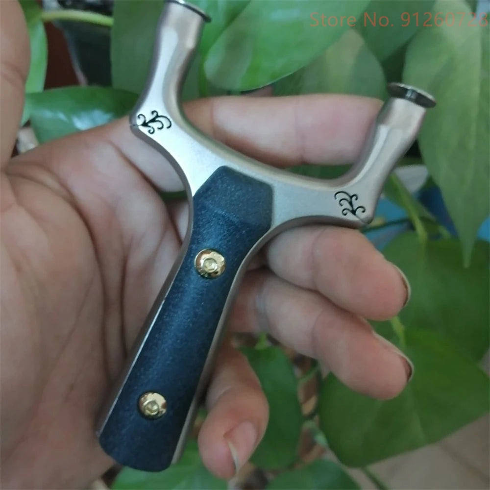 New Stainless Steel Hunt Slingshot Outdoor Shoot Powerful Catapult Anti-skid Handle Bow Head Is Hollow Pattern with Rubber Band