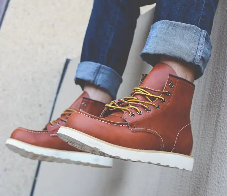 2025 New Spring Round Toe Men Boots Casual Design Boots Vintage Fashion Motorcycle Boots Crazy Brown Boots a055