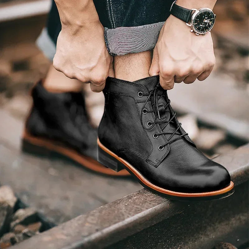 Handmade Leather Men Boots Retro Round Toe Ankle Boots 2025 Autumn Winter Punk Street Style Motorcycle Boots Men Chunky Botines