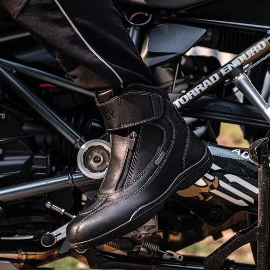 Motorcycle Riding Boots Men's Anti-slip Wear-resistant Locomotive Cycling Shoes Comfort Waterproof Anti-drop Four Seasons