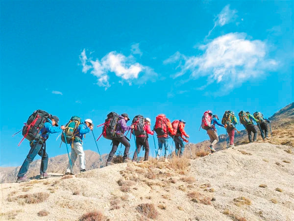 600D Polyester Hiking Bag Travel Backpack Men's And Women's Rucksack Large Capacity Trekking Luggage Package Emergency Knapsack