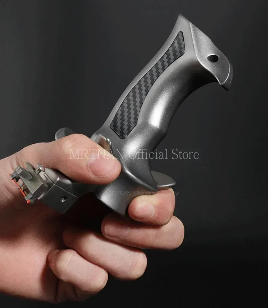 High Precision Metal Alloy Slingsshot Rubber Band Powerful Slingshot Outdoor Hunting Shooting Competition Catapult