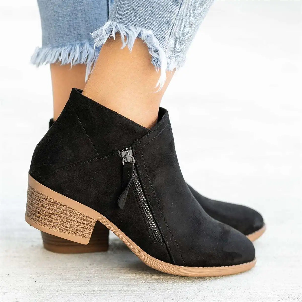 Women's Ankle Boots Autumn New Round Toe Side Zipper Women's Boots Platform Heel Large Size Fashionable Women's Leather Boots