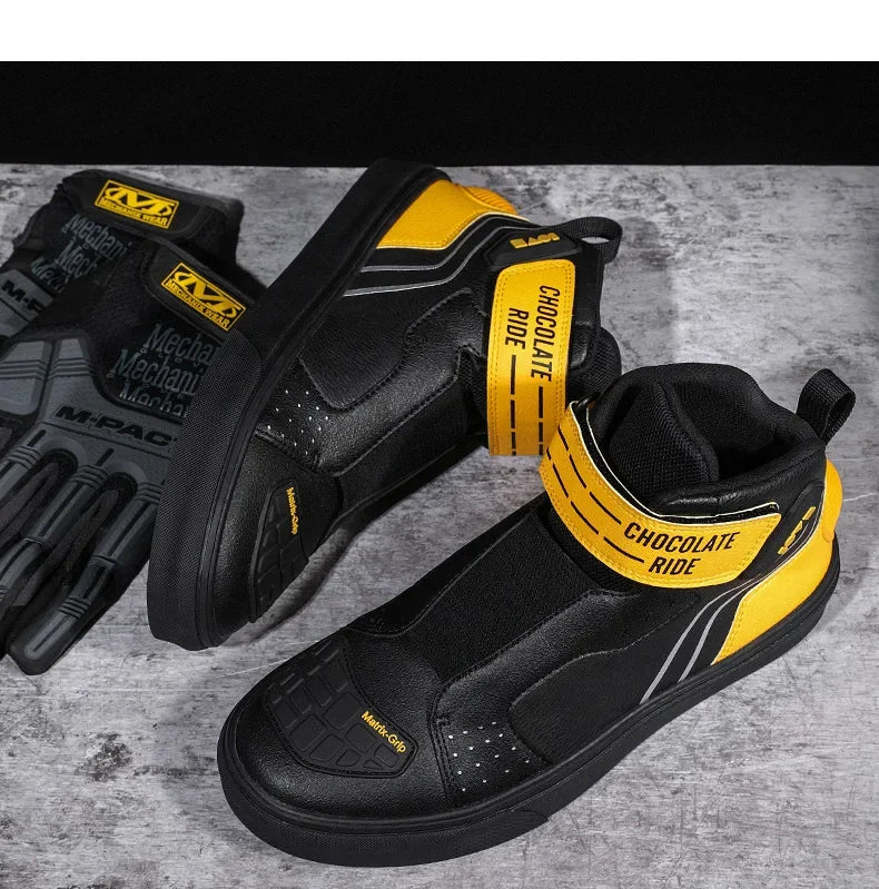 Motorcycle Riding Shoes Men Casual Style Anti-slip Moto Equipment Breathable Durable Comfortable Reflective Off-road Motorbike