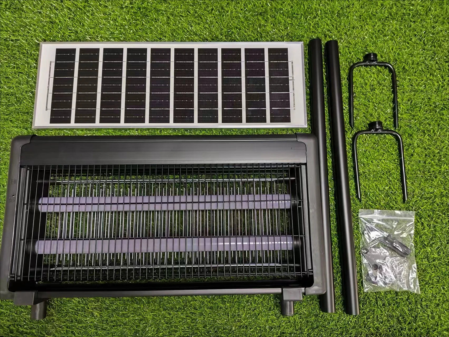 40W 6000mAh Battery Solar-Powered Mosquito Killer Light Source - Outdoor Waterproof Bug Zapper Ideal for Garden Patio & Camping