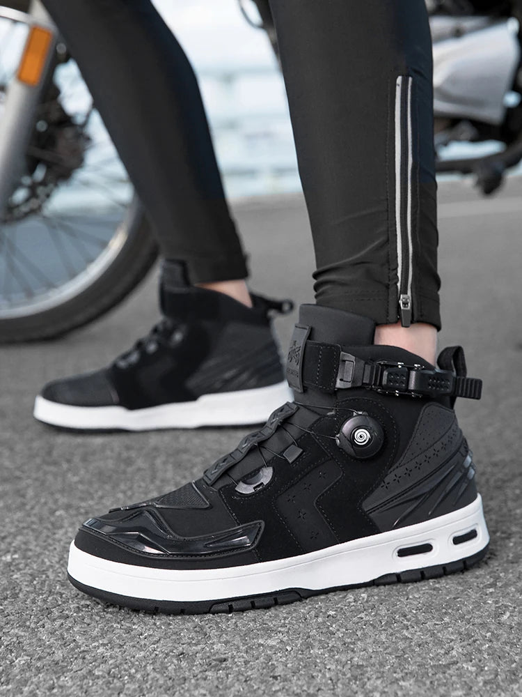 New Men's Motorcycle Boots Ankle Motocross Racing Shoes black Breathable Biker Boots Anti-slip Shoes Leather Motorcyclist Boots