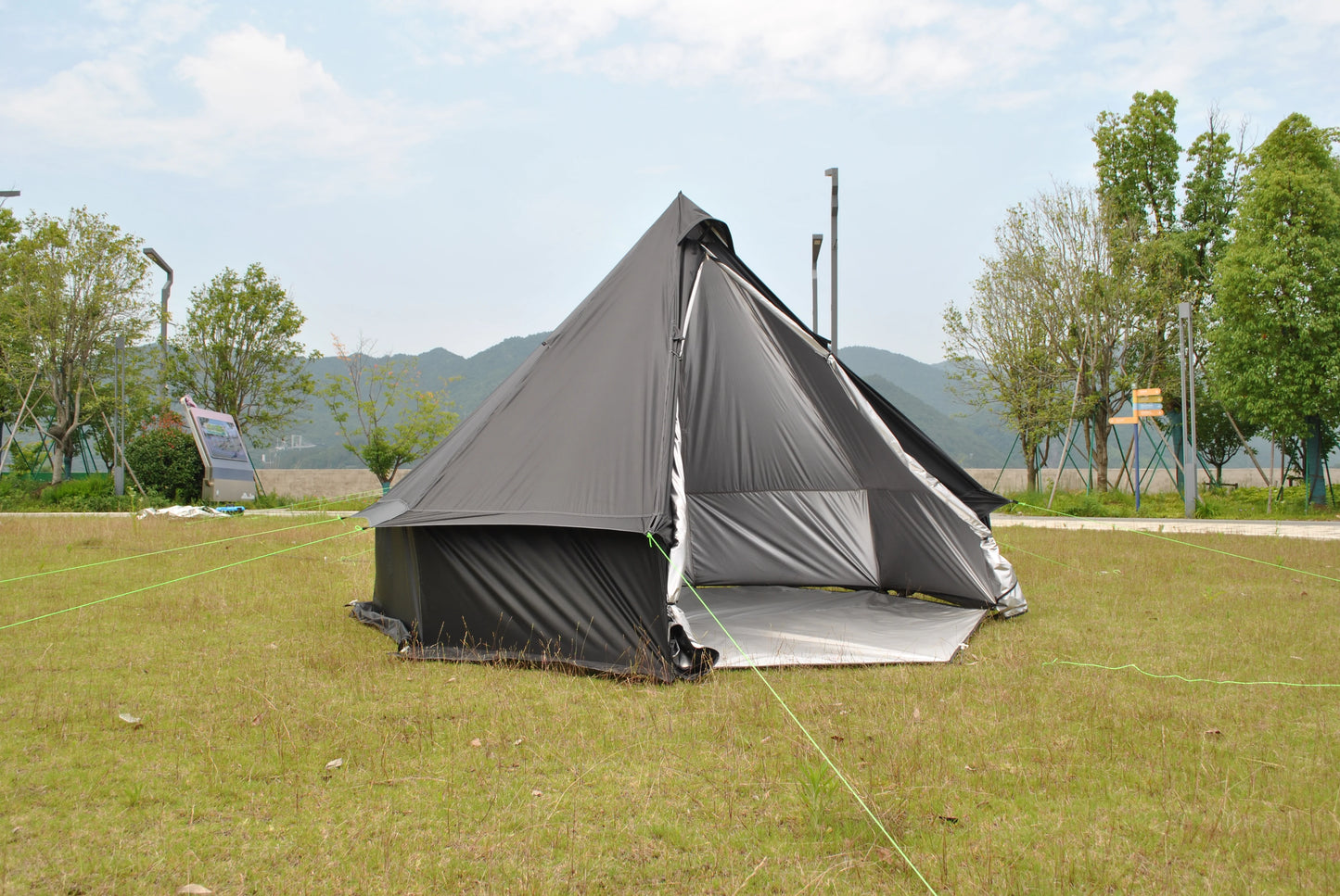 Round  Mongolian Tent for 6-8 Person,Waterproof Traditional Ethnic Design for Glamping, Outdoor Events & Family Camping