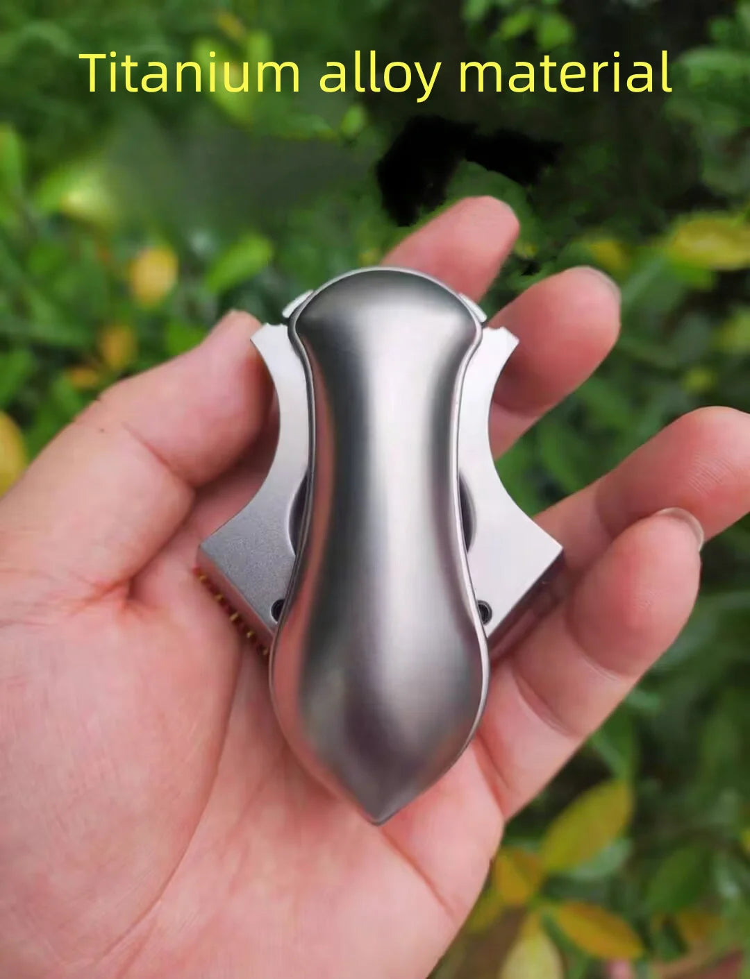 High Quality Titanium Alloy Slingshot Folding Bow Flat Rubber Band Catapult Outdoor Hunting Competition Practice Shoot Hunting