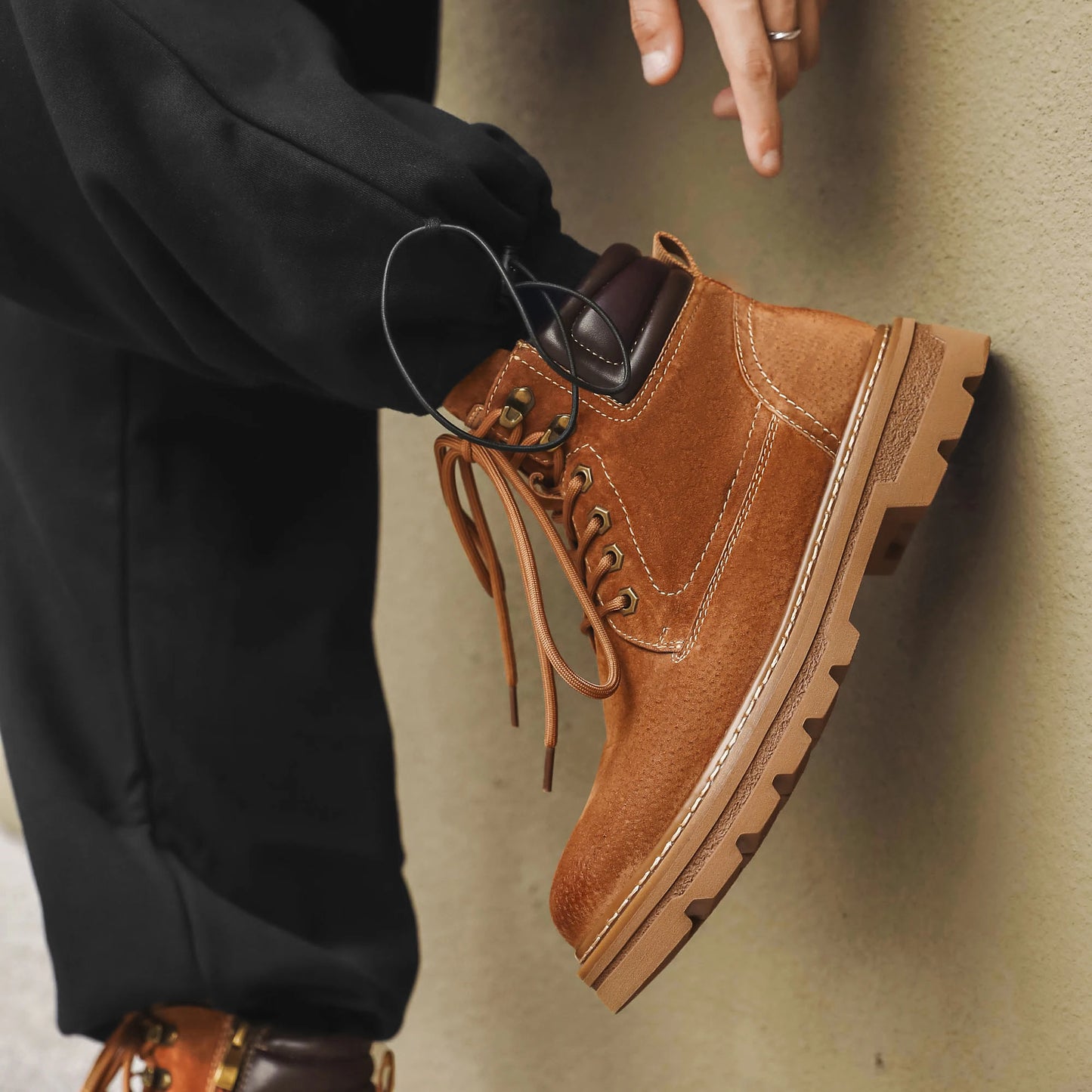 Business Casual British Ankle Boots Male Comfortable Walking Shoes New Leathe Mens Motorcycle Boots Autumn Winter High Top Shoes