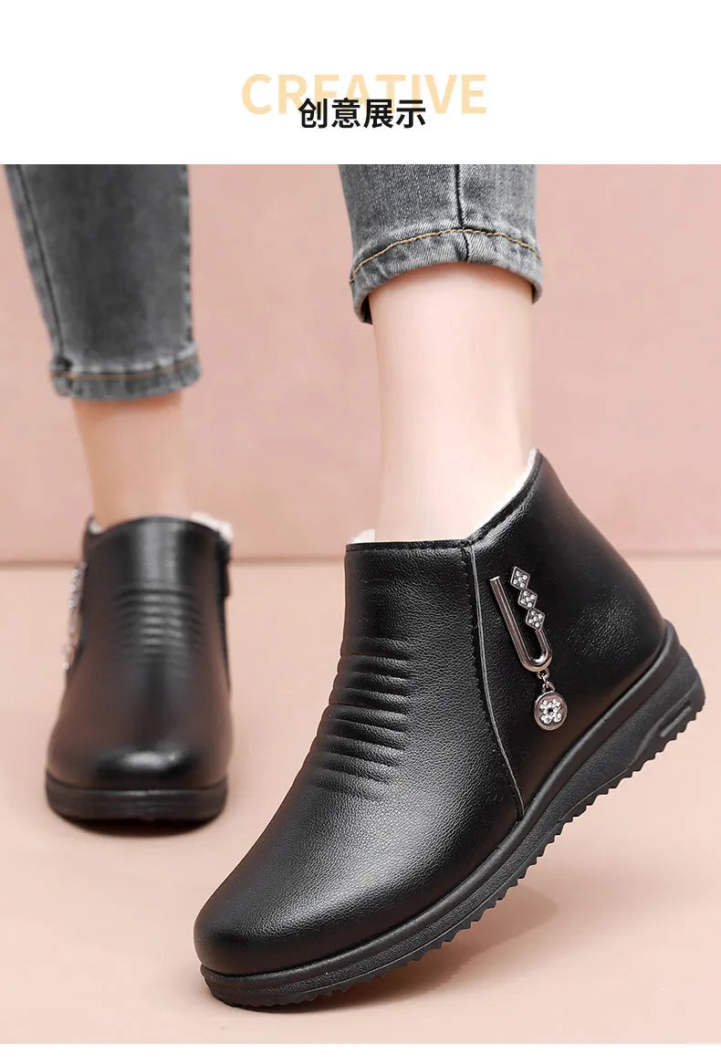 2024 New Women's Real Leather Ankle Boots Thick Bottom Plush Shoes Women Winter Warm Shoes Fashion Cool Footwear Size 35-41