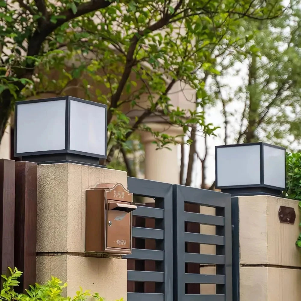 Outdoor Led Solar Garden Lights Dimming Timed Column Light Post Lamp Pillar Light Modern LED for Home Villa Garden Patio Decor