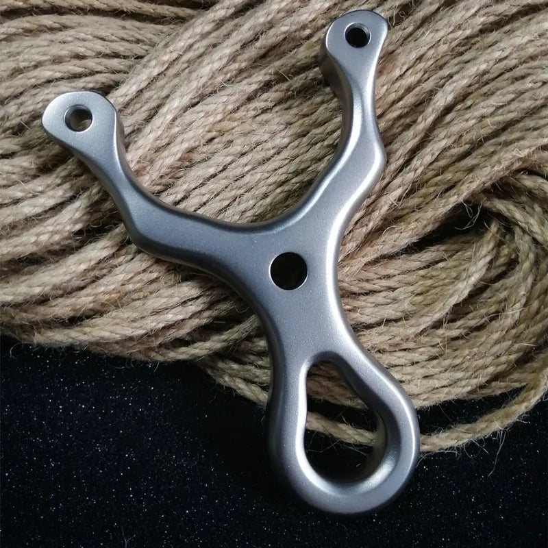 Hot 304 Stainless Steel Slingshot Flat Rubber Band Hunting Catapult Outdoor Shooting Competitive Professional Hunting Slingshot