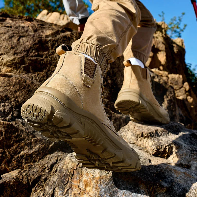 Non-slip Man Ankle Botas Non-Slip Outdoor Motorcycle Boots Versatile Leisure Snow Boots Street Style Mens Leather High Top Shoes