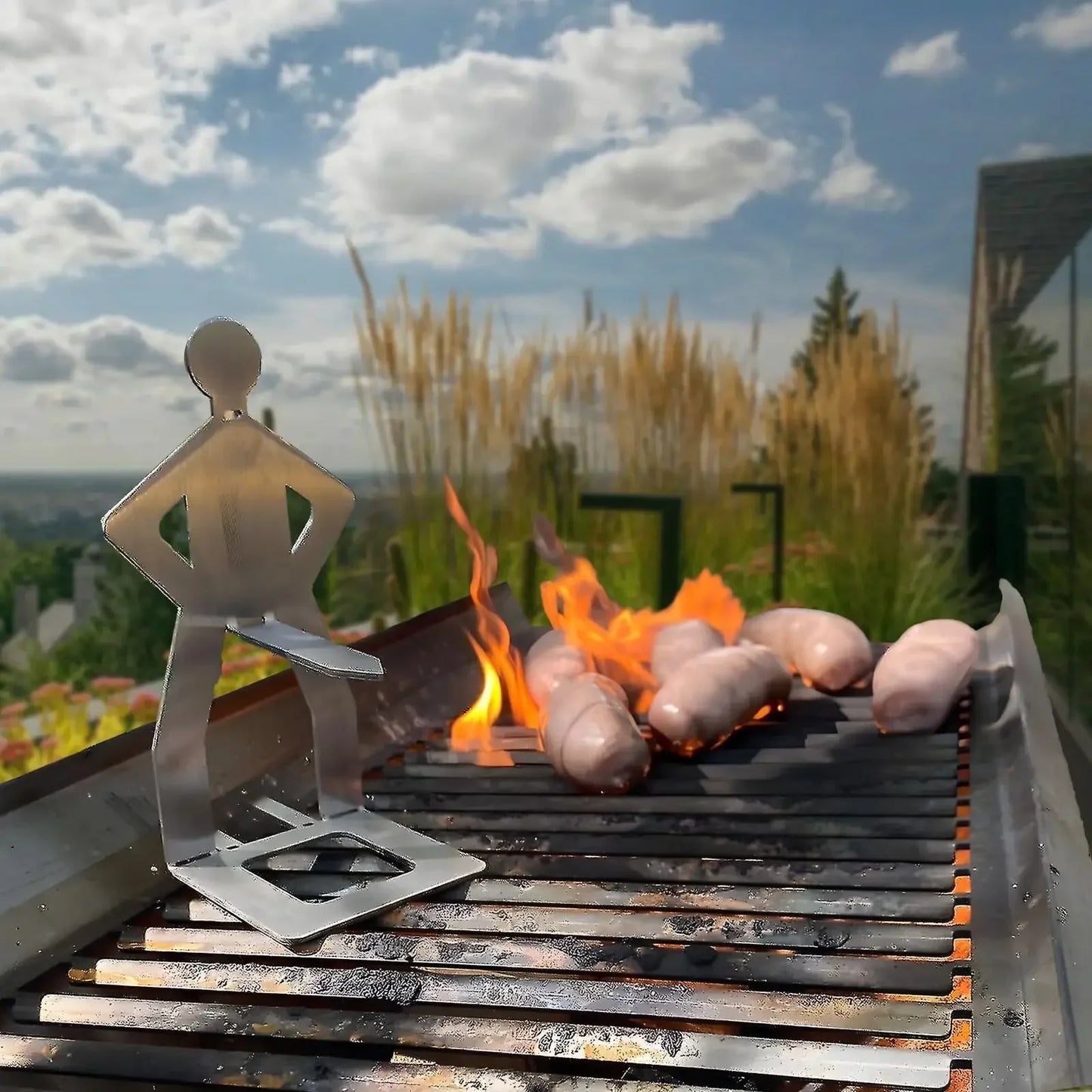 Stainless Steel Funny BBQ Sausage Holder Humanoid Grill Rack for Hot Dogs Portable Camping Picnic Essential with Humorous Design