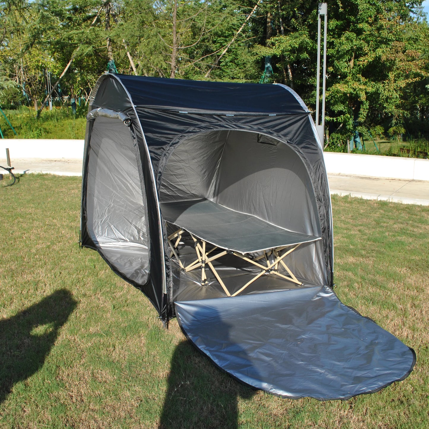 CZX-827 Advanced Bike Tent Bike Storage Shed tent,4 bikes storage tent,4 bikes tent,2 doors bigger cot bed tent,motorcycle tent