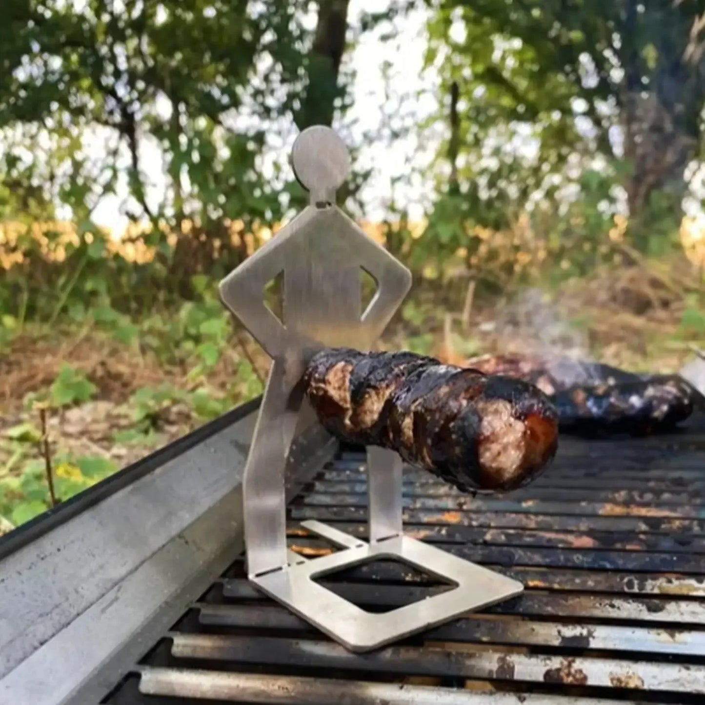 Stainless Steel Funny BBQ Sausage Holder Humanoid Grill Rack for Hot Dogs Portable Camping Picnic Essential with Humorous Design