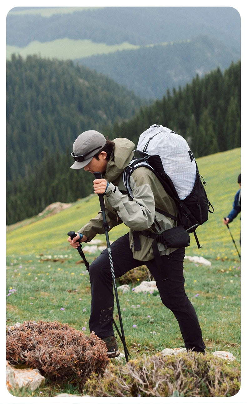 Naturehike Helium 40L Hiking Backpack Internal Frame Large Anti-slip Outdoor Travel Sports Climbing Shoulder Bag With Rain Cover